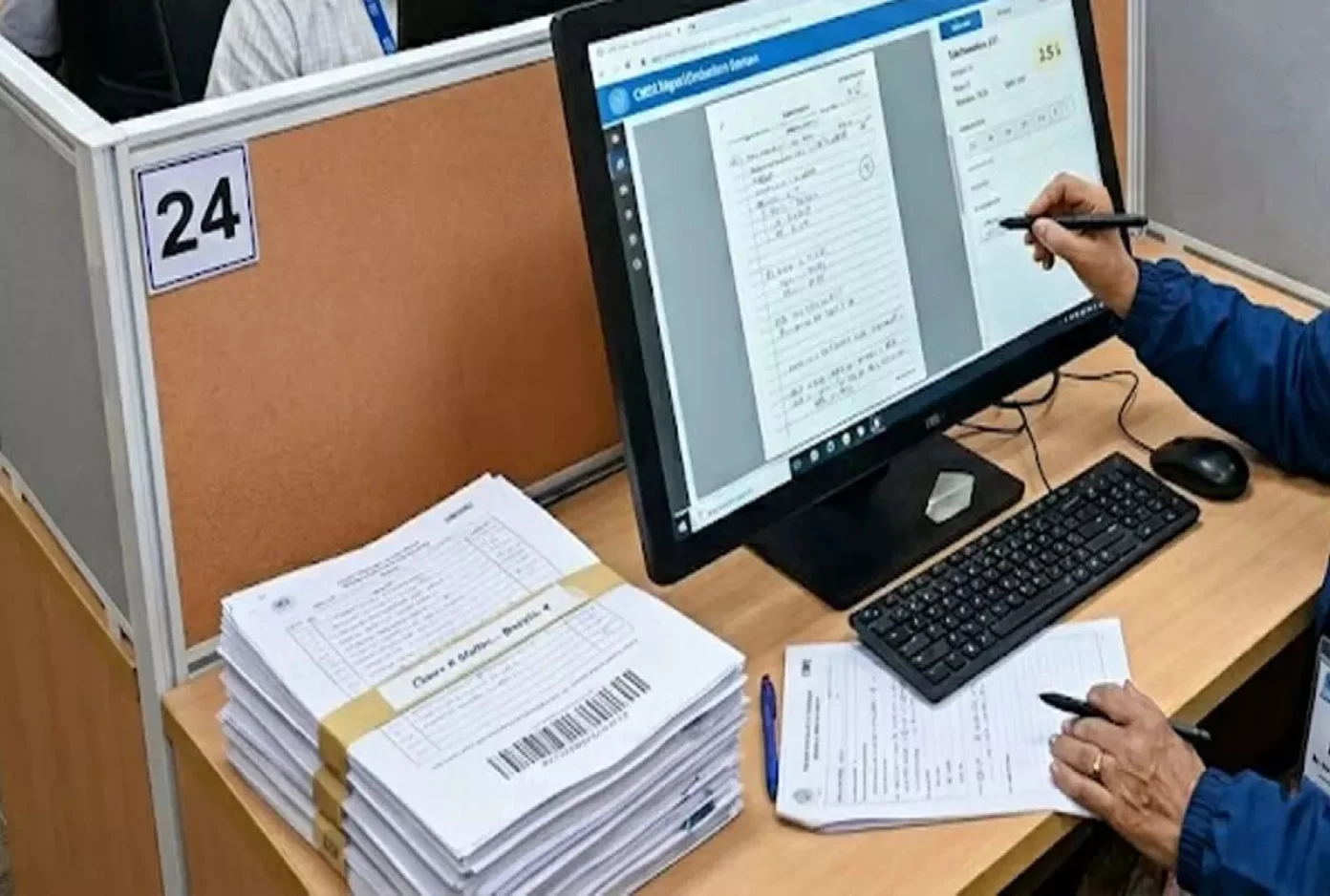 Delhi HC seeks responses on plea challenging CBSE’s digital evaluation system